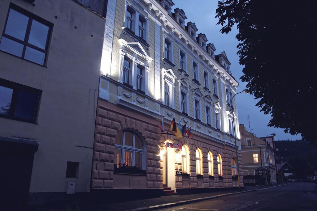 Hotel St.Michael Karlovy Vary Ngoại thất bức ảnh