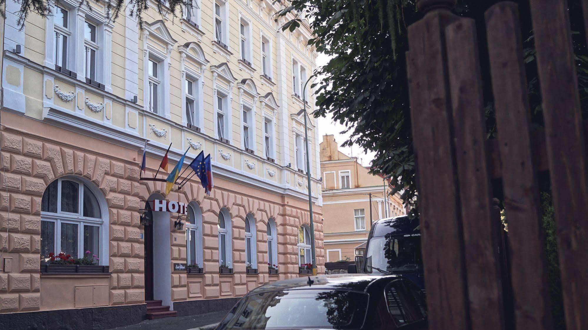 Hotel St.Michael Karlovy Vary Ngoại thất bức ảnh