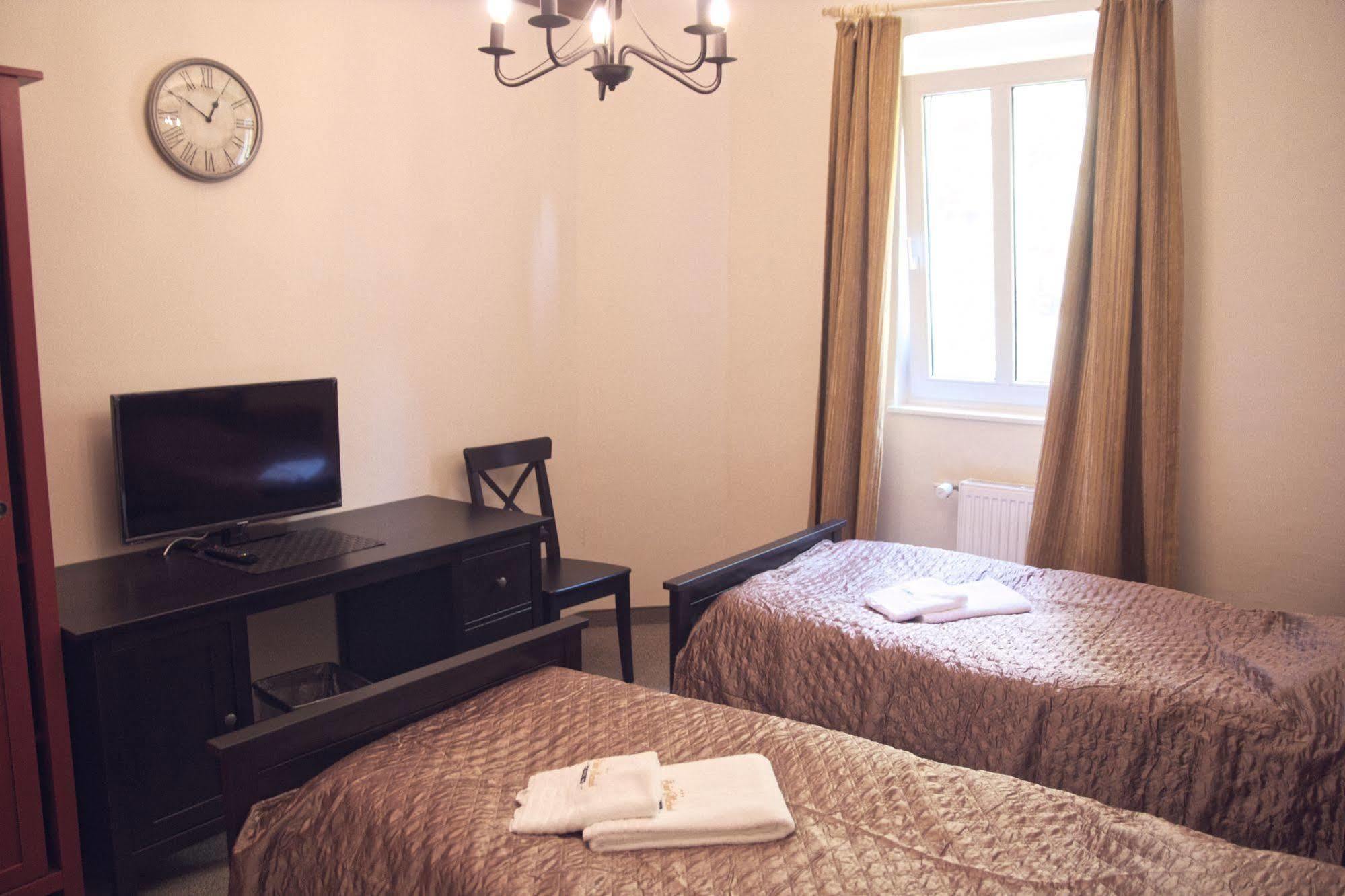 Hotel St.Michael Karlovy Vary Ngoại thất bức ảnh